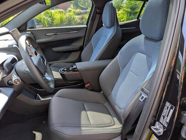 2025 Volvo EX30 Twin Plus