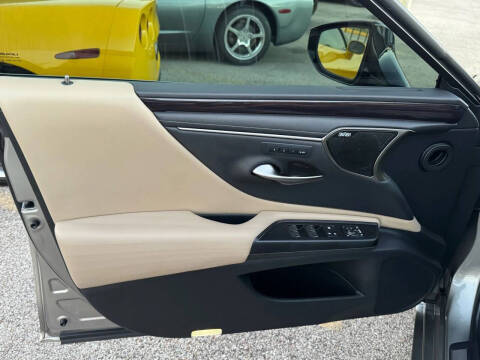 2021 Lexus ES 350 Ultra Luxury