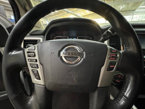 2017 Nissan Titan XD SL