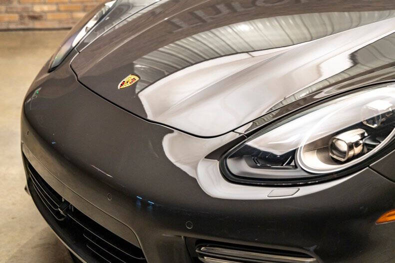 2016 Porsche Panamera