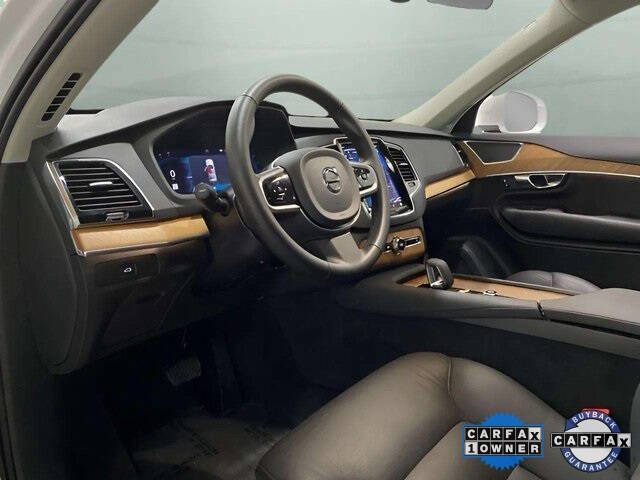 2025 Volvo XC90 B6 Plus Bright Theme 7P