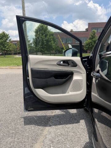 2020 Chrysler Pacifica Touring L