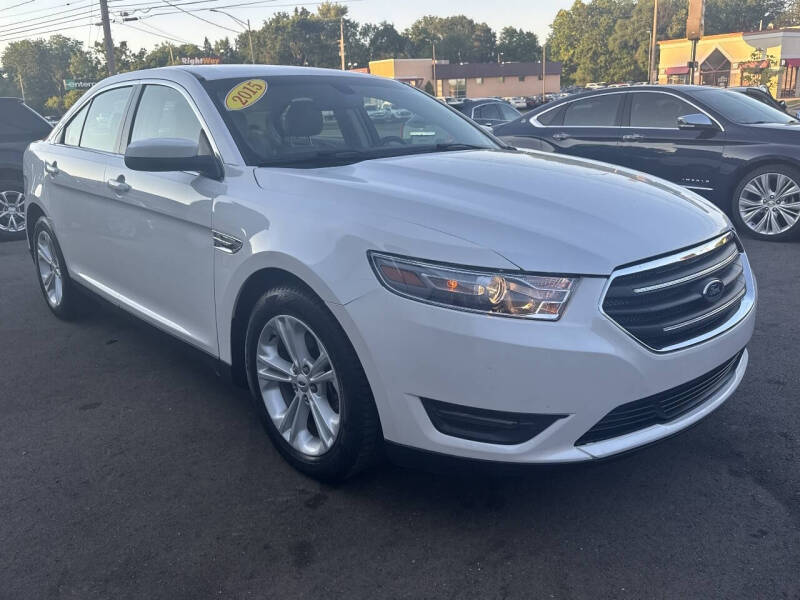 2015 Ford Taurus SEL