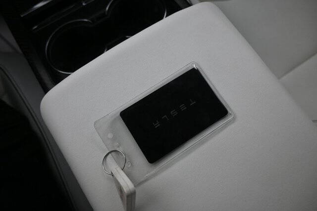 2022 Tesla Model S Plaid
