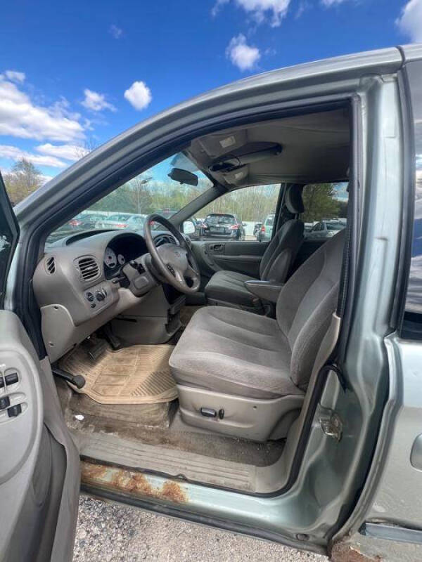 2003 Dodge Caravan Sport