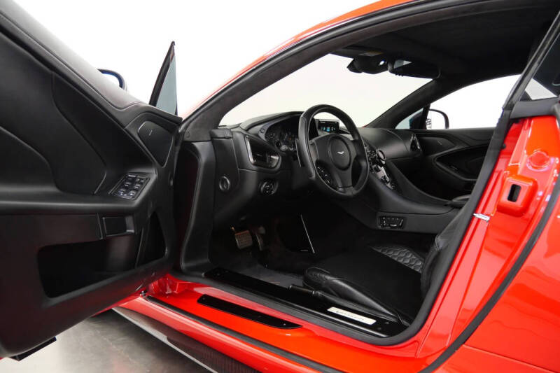 2014 Aston Martin Vanquish