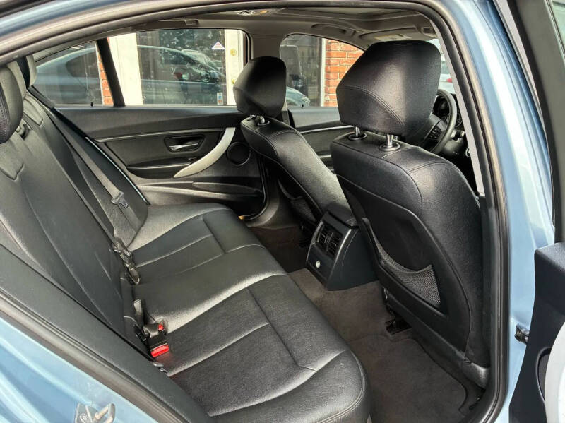 2013 BMW 3 Series 328i