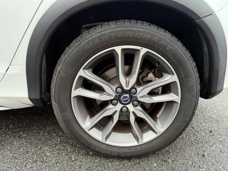 2018 Volvo V60 Cross Country T5 Premier