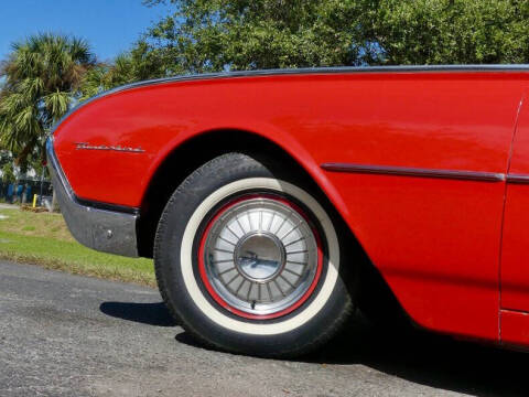 1962 Ford Thunderbird