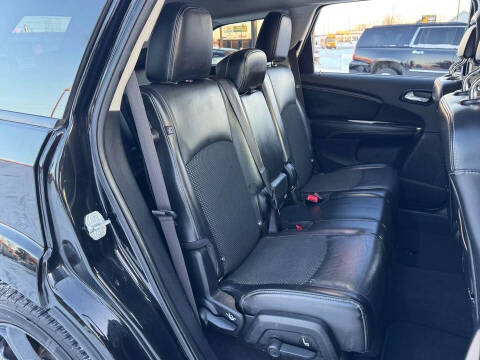 2020 Dodge Journey Crossroad