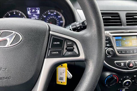 2017 Hyundai Accent SE