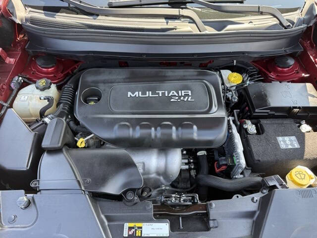 2017 Jeep Cherokee Sport