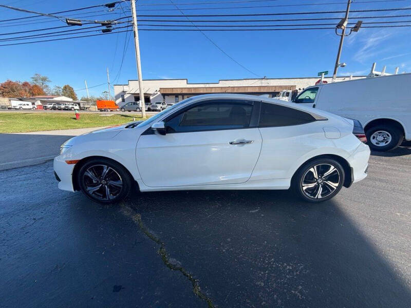 2017 Honda Civic Touring