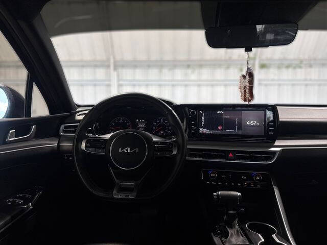 2022 Kia K5