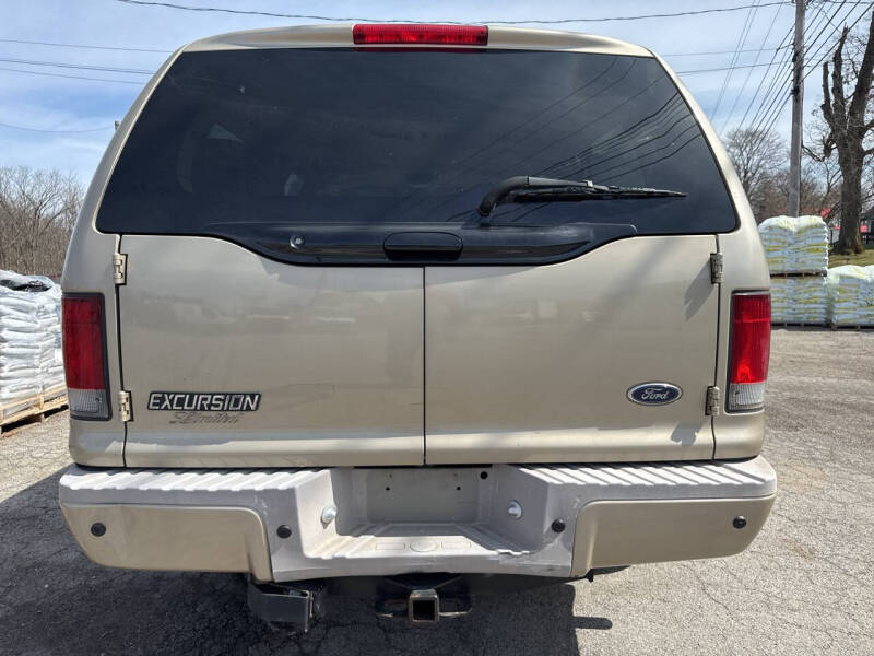 2005 Ford Excursion Limited