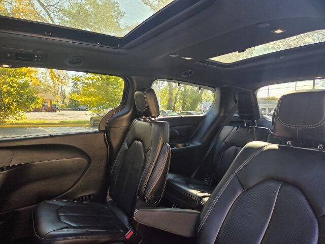 2018 Chrysler Pacifica Touring L Plus