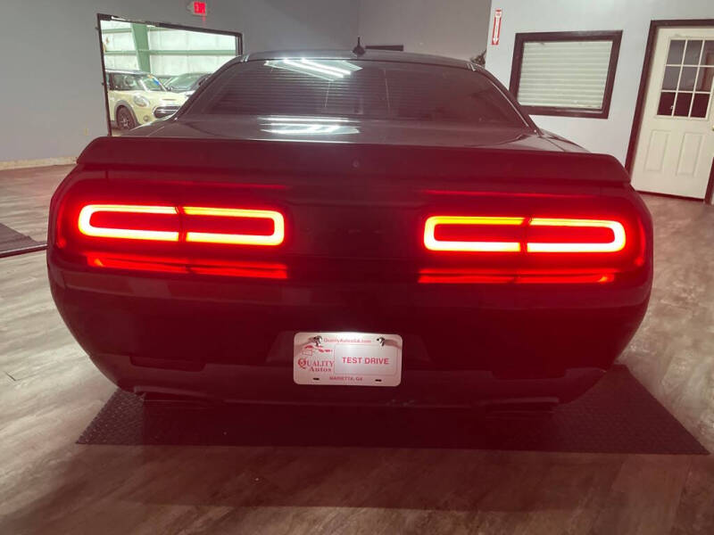 2015 Dodge Challenger SRT Hellcat