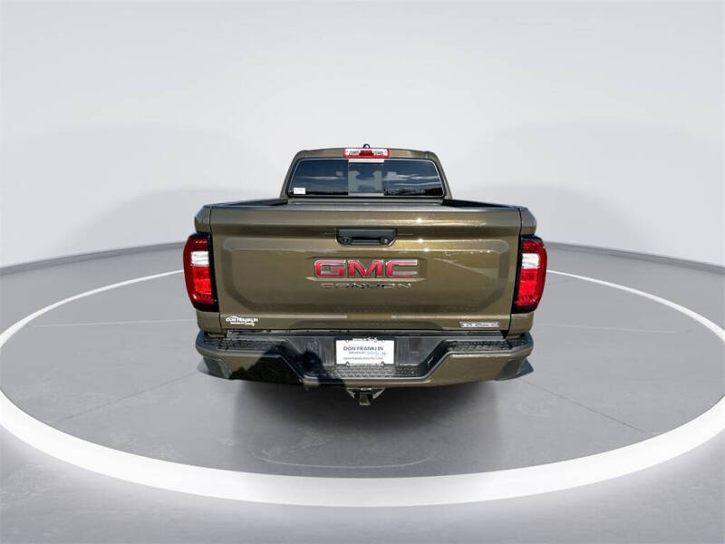 2024 GMC Canyon Elevation