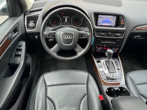 2012 Audi Q5 3.2 quattro Premium Plus
