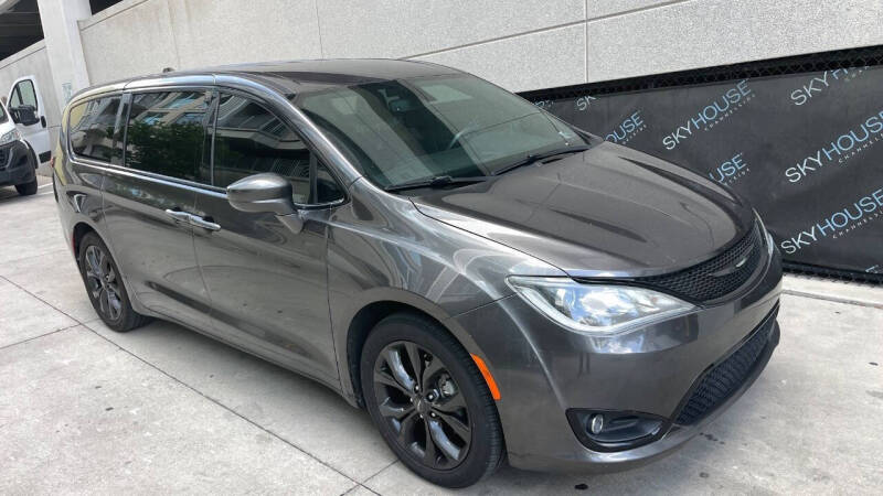 2019 Chrysler Pacifica Touring Plus