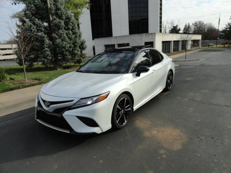 2019 Toyota Camry XSE's photo