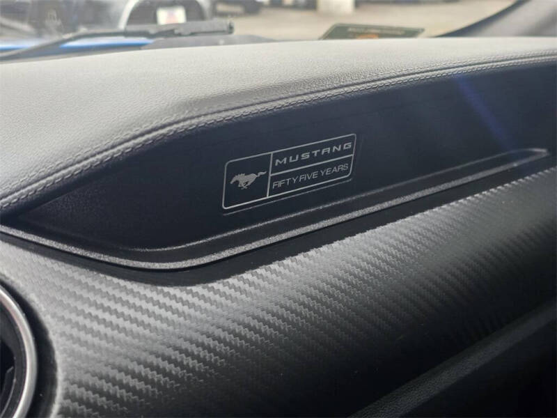 2020 Ford Mustang EcoBoost