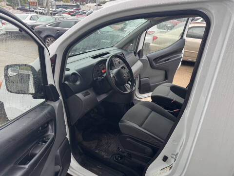 2016 Nissan NV200 SV