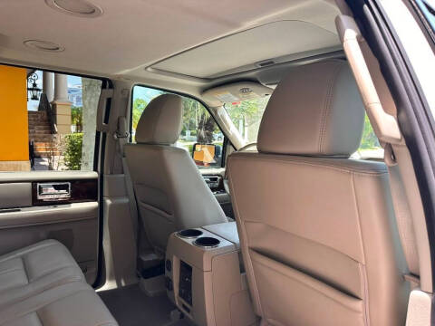 2014 Lincoln Navigator