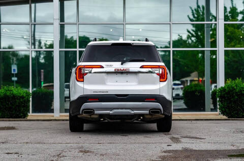 2023 GMC Acadia SLT