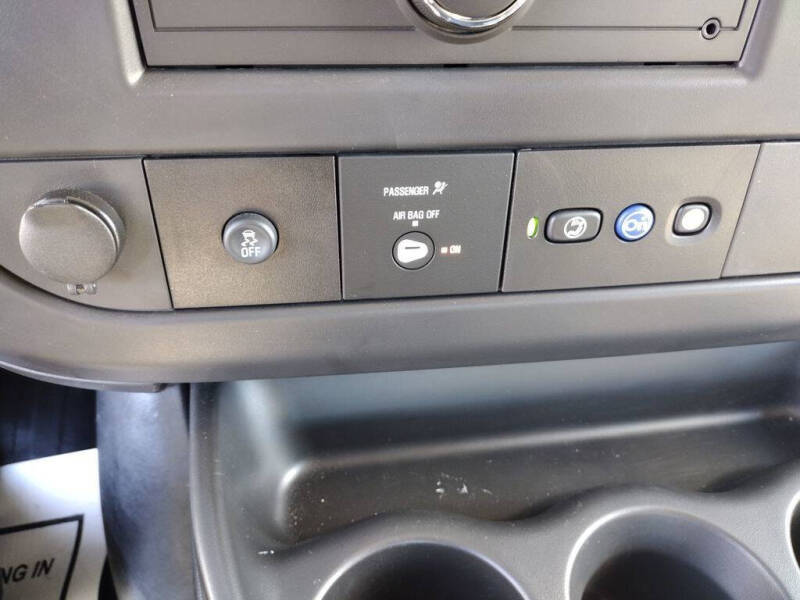 2025 Chevrolet Express 2500