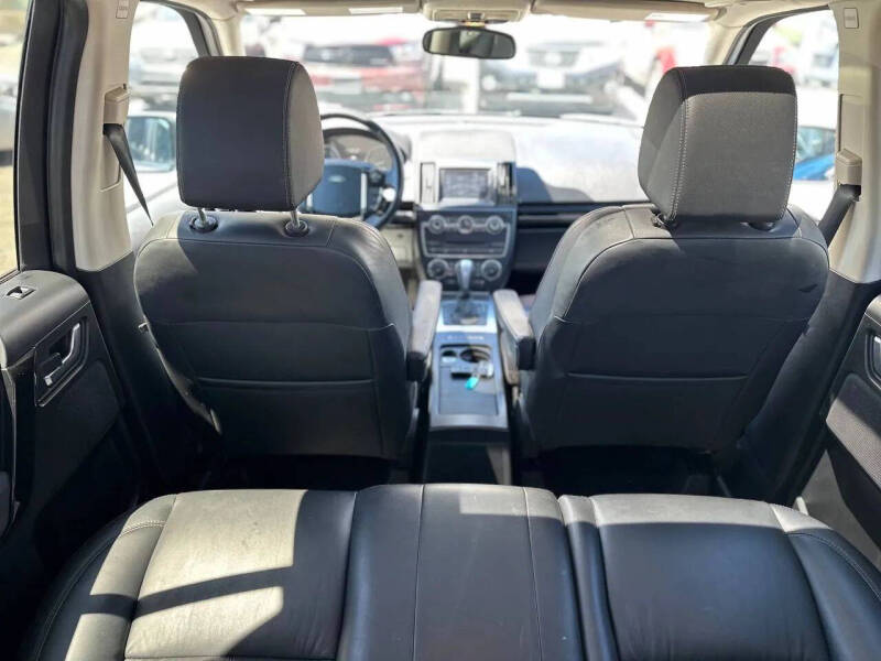 2013 Land Rover LR2 HSE LUX