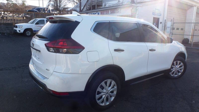 2018 Nissan Rogue SV