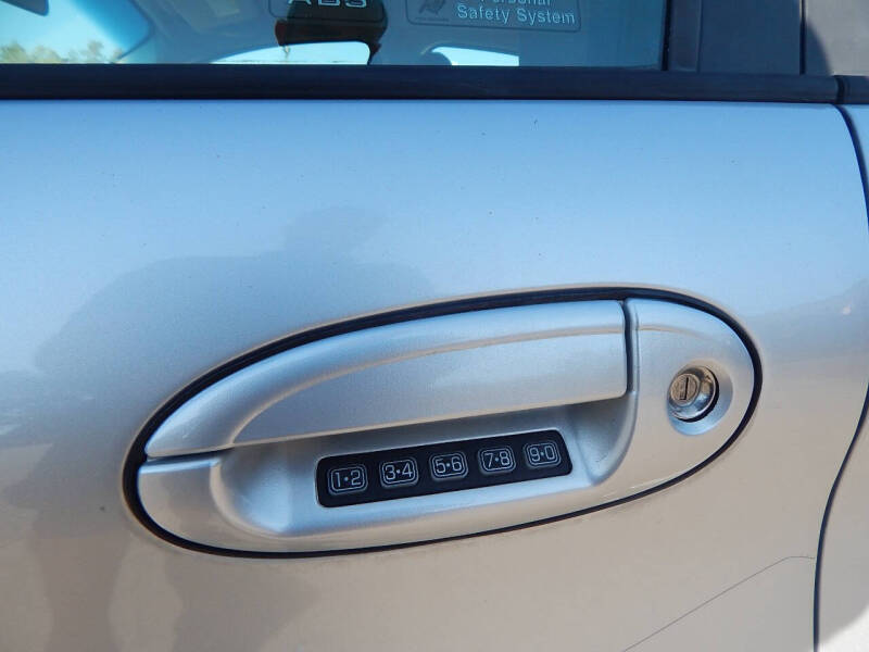 2000 Ford Taurus SEL