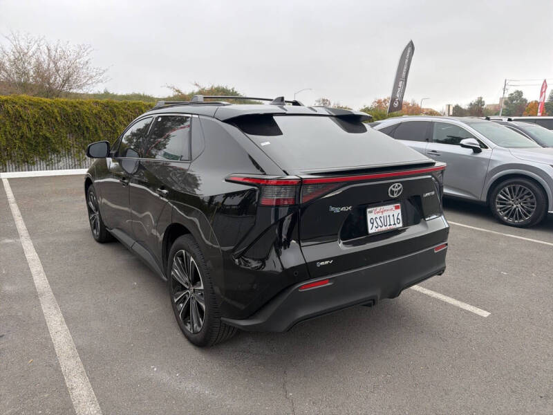2025 Toyota bZ4X Limited