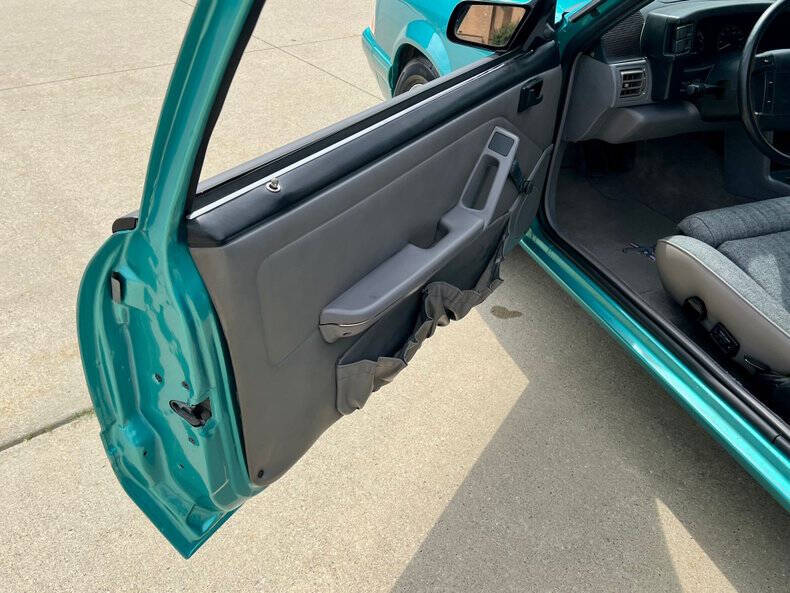 1993 Ford Mustang LX