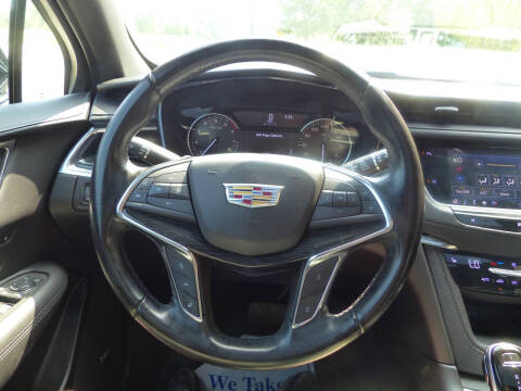 2020 Cadillac XT5 Premium Luxury