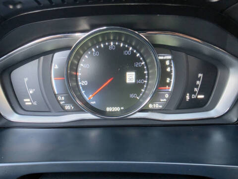 2016 Volvo V60 T5 Drive-E Platinum