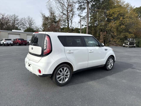 2019 Kia Soul +