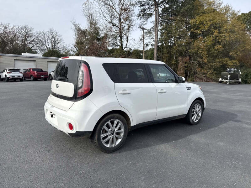 2019 Kia Soul +