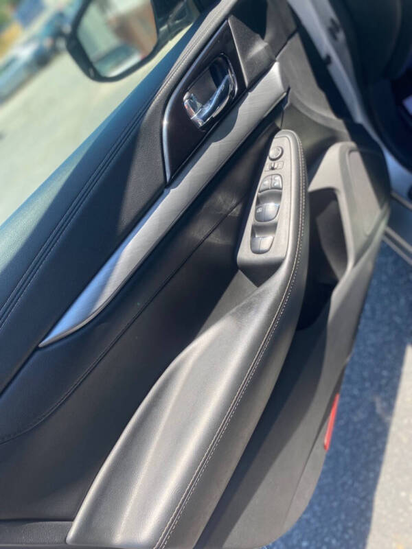 2017 Nissan Maxima