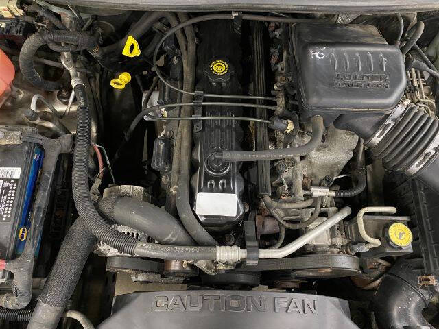 2004 Jeep Grand Cherokee Laredo