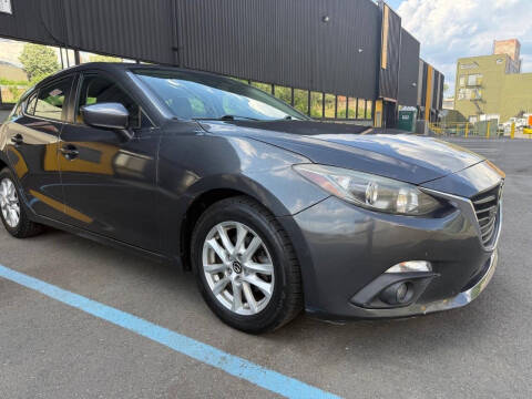 2016 Mazda MAZDA3 i Grand Touring