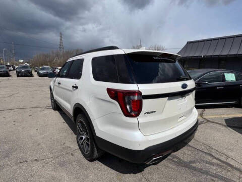 2016 Ford Explorer Sport