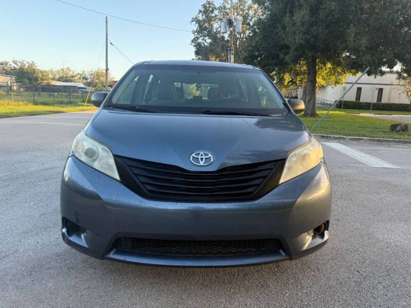 2015 Toyota Sienna L 7-Passenger