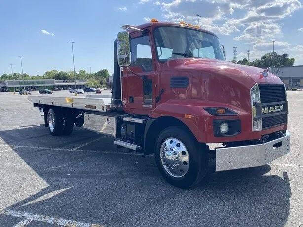 2024 Mack MD6