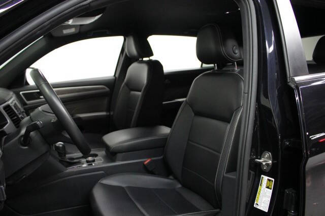 2022 Volkswagen Atlas Cross Sport SE 4Motion