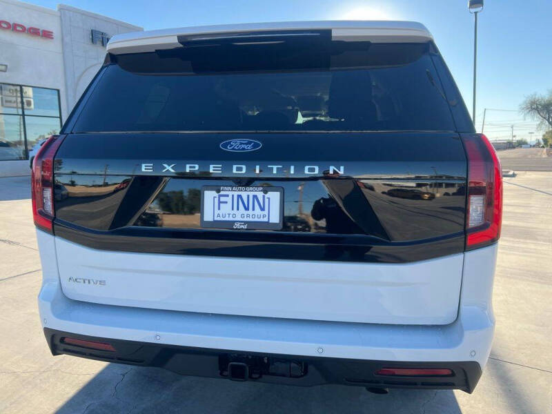 2025 Ford Expedition Active