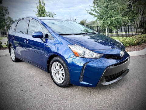 2017 Toyota Prius v Three