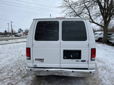 2013 Ford E-Series E-350 SD XL
