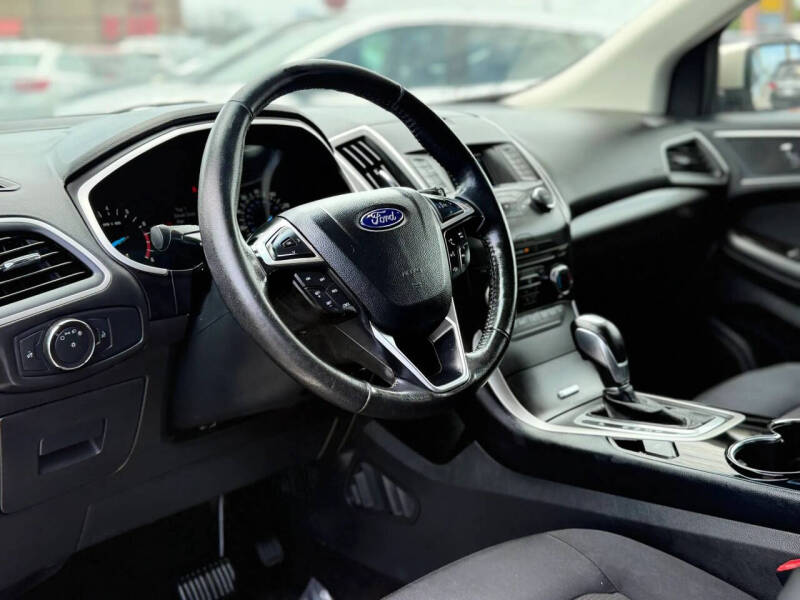 2017 Ford Edge SEL